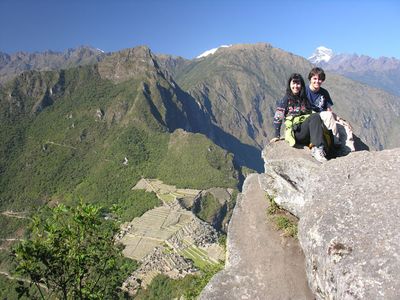 Machu Picchu en arrière plan